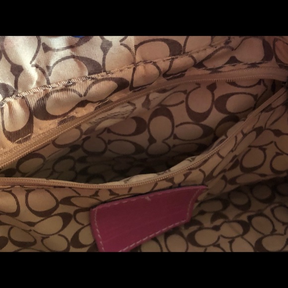 Coach pink purse - Picture 3 of 5